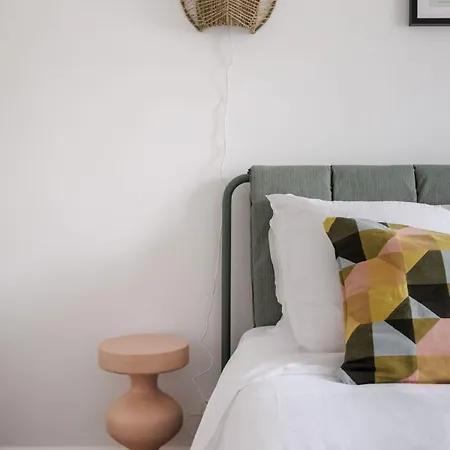 Orleans - Paris 4pax * Neuilly-sur-Seine
